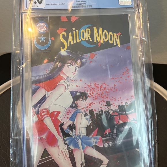 sailor Moon CGC GRADED9.0 🌗⛵️ - Picture 1 of 8